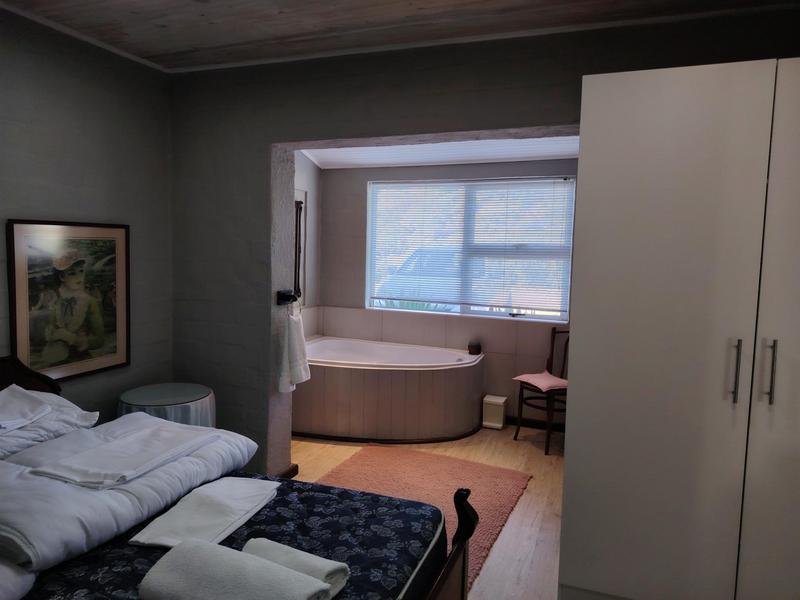 4 Bedroom Property for Sale in Pringle Bay Western Cape